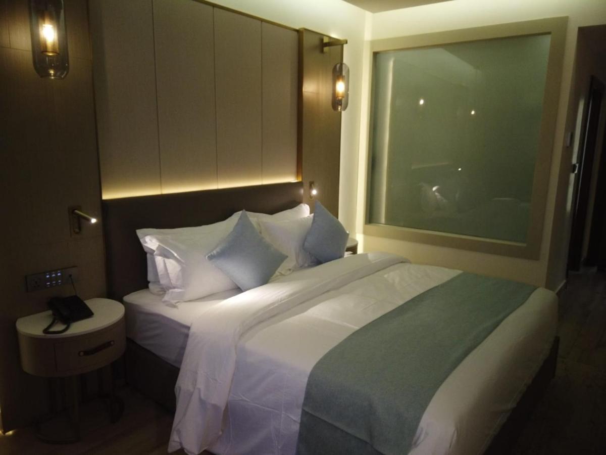 H Luxury Hotel Wadi Musa Exterior photo