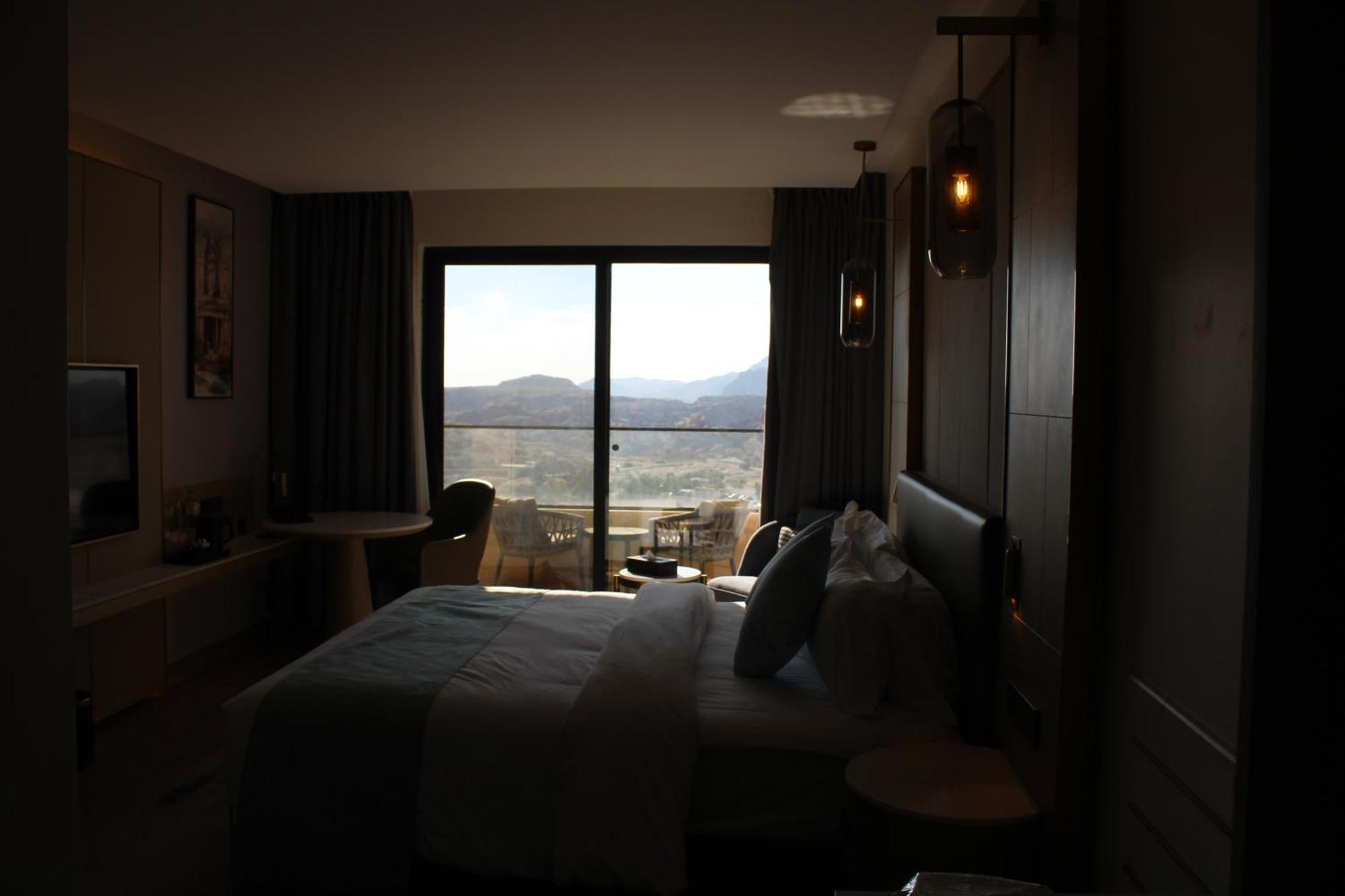 H Luxury Hotel Wadi Musa Exterior photo